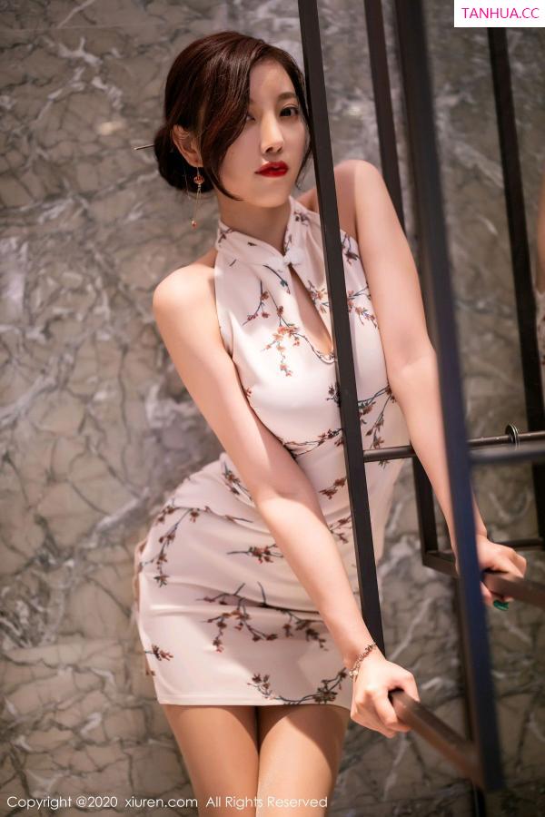 杨晨晨 sugar小甜心CC [XIUREN]高清写真图 2020.08.25 VOL.2487 杨晨晨sugar第58张图片